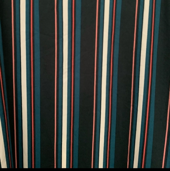 Forever 21 + Duster - Picture 4 of 4